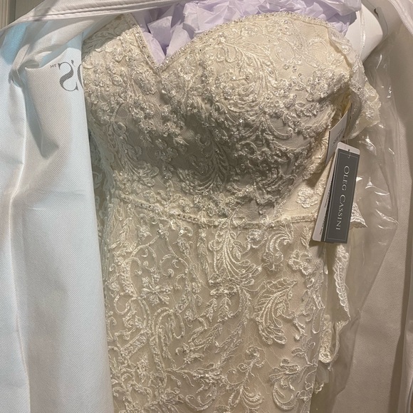 Wedding dress NEW NEVER WORN - Picture 8 of 12